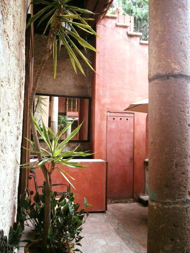 Casa Eugenia Hotel 9/30