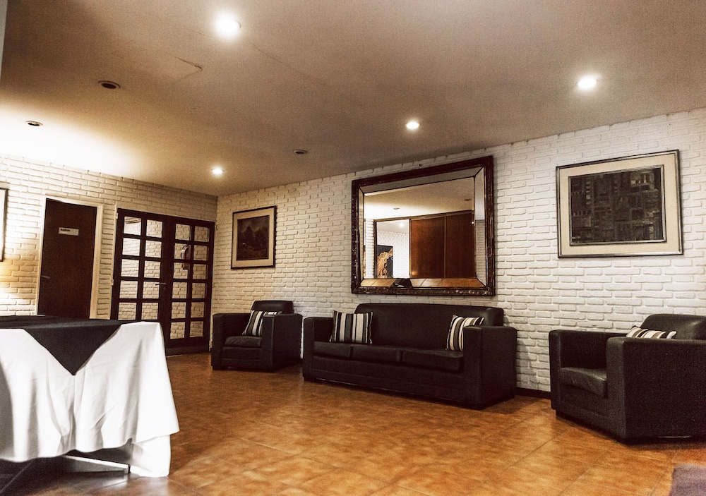 Hotel Carlos V by DOT Urban 17/50