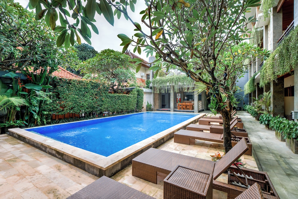 D'Sarian Seminyak 25/30