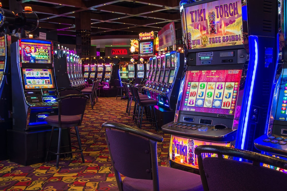 Deerfoot Inn Casino 62/70