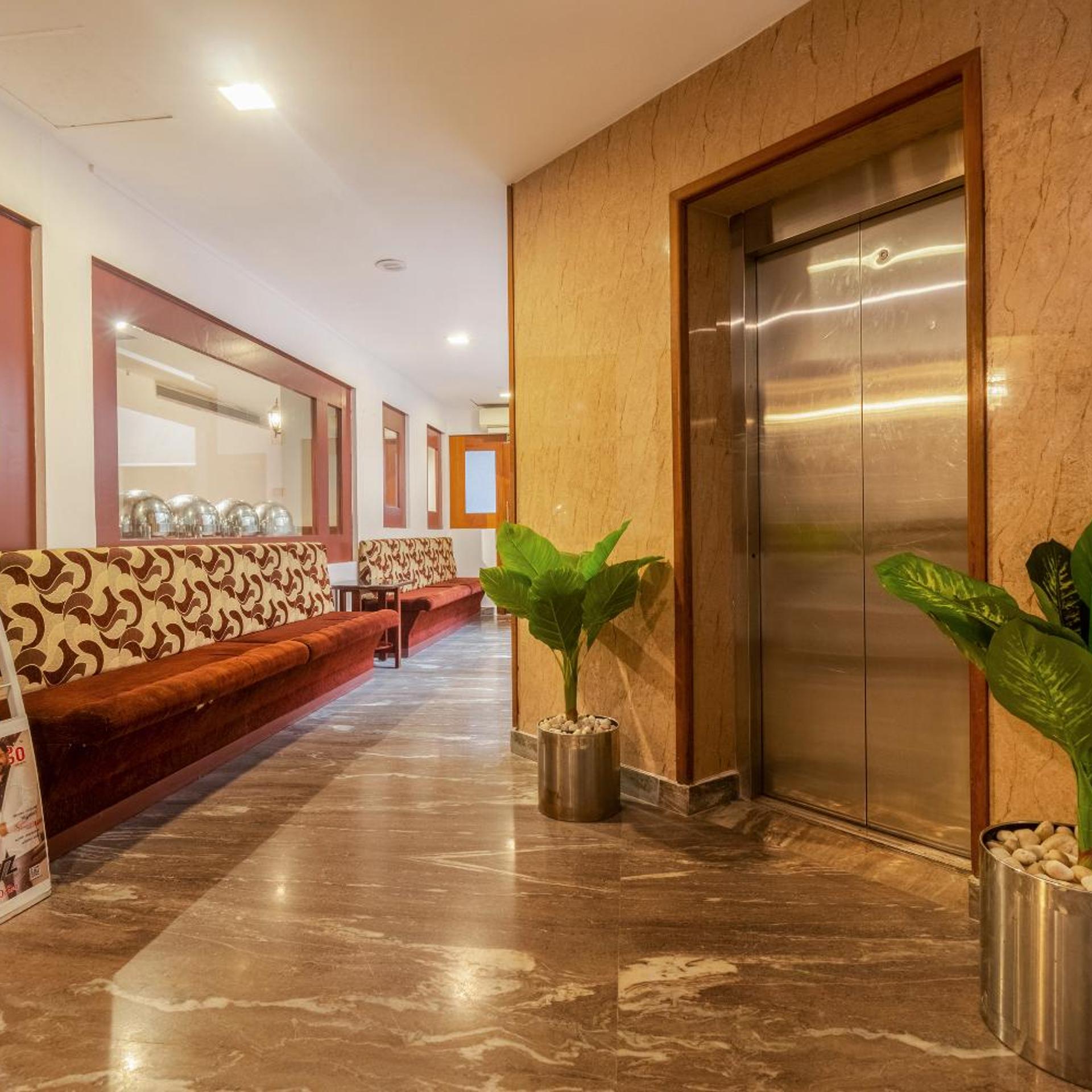 Zip By Spree Hotels Mangala Towers 34/48