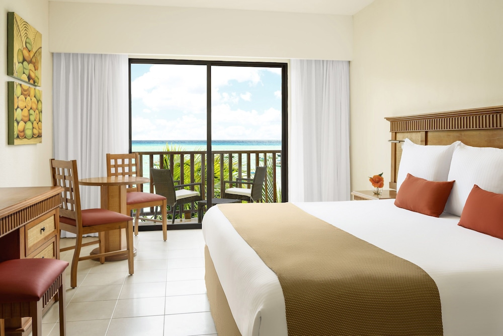The Reef Coco Beach Resort & Spa – Optional All Inclusive 18/66