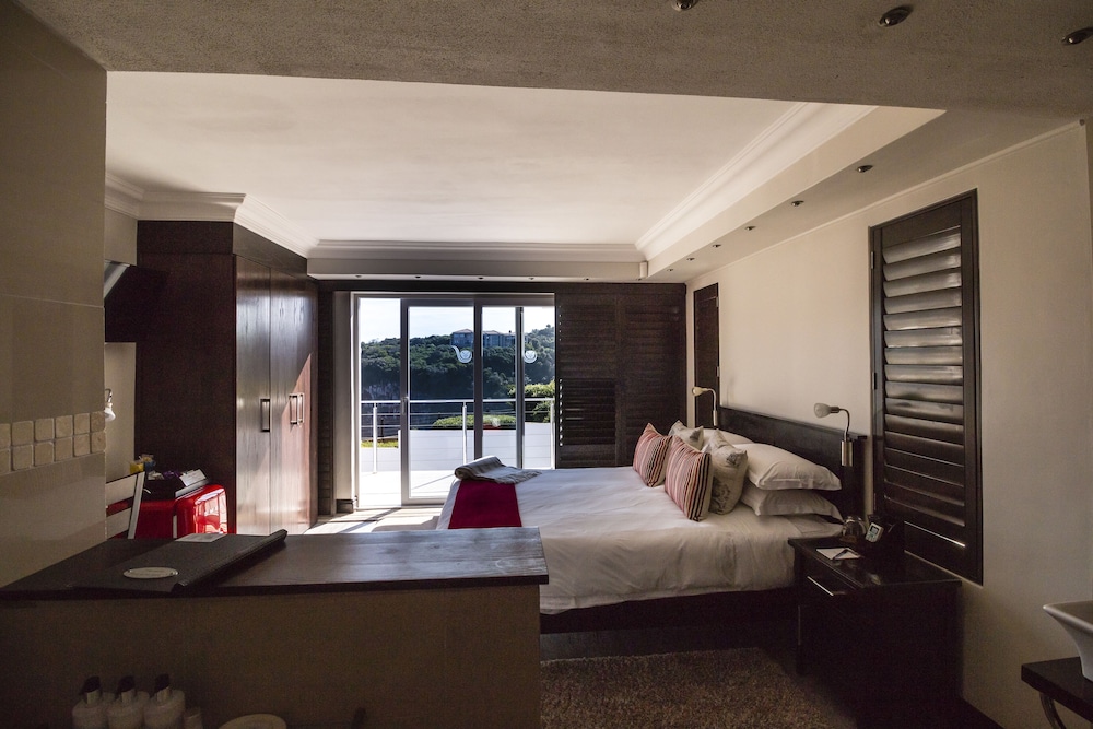 Head over Hills Luxury Retreat 6/50