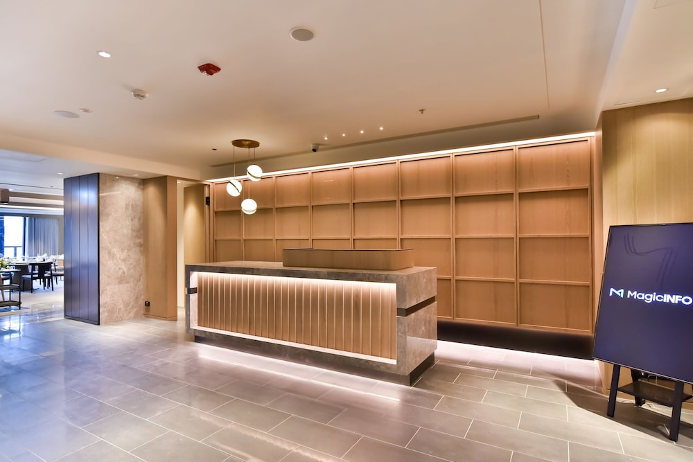 Four Points by Sheraton Taipei Bali 7/50