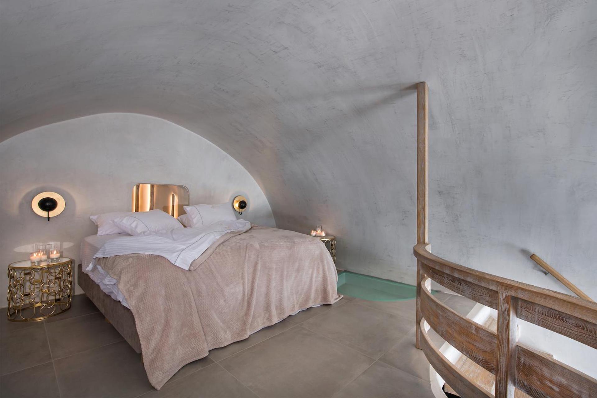 Cave, Grand, Suite, Caldera View, Outdoor Jetted Tub