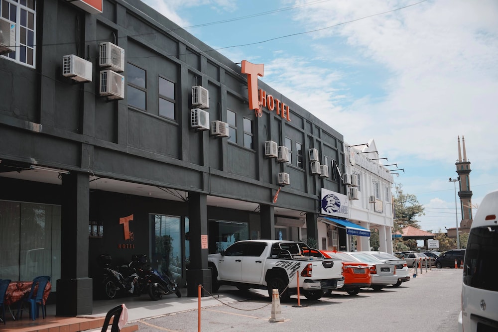 T Hotel Kuala Perlis 40/50