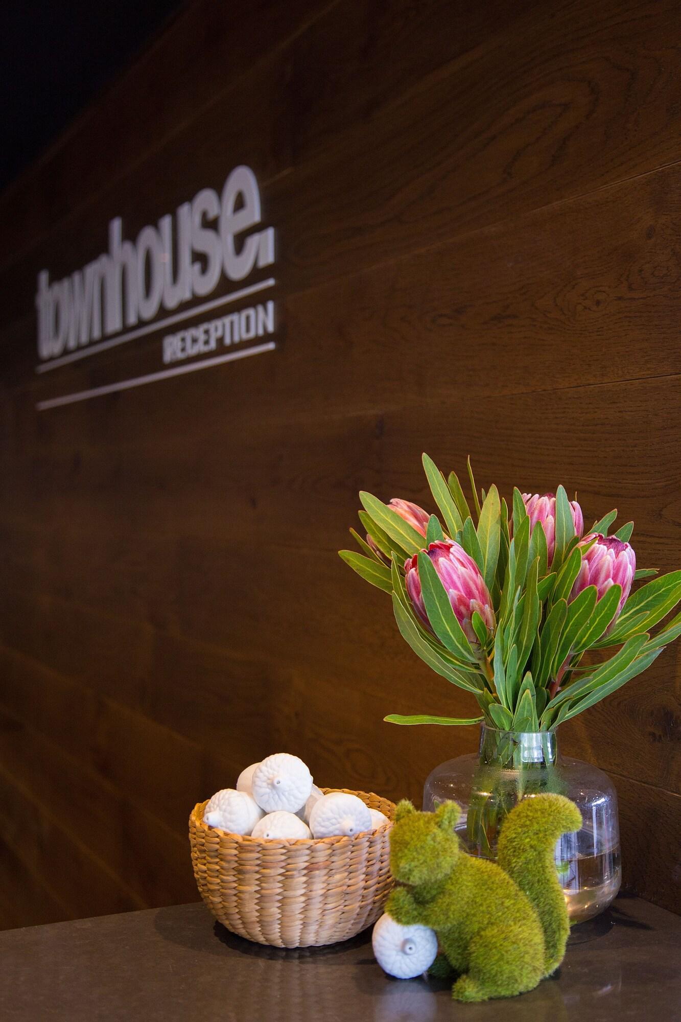 Townhouse Hotel 17/38