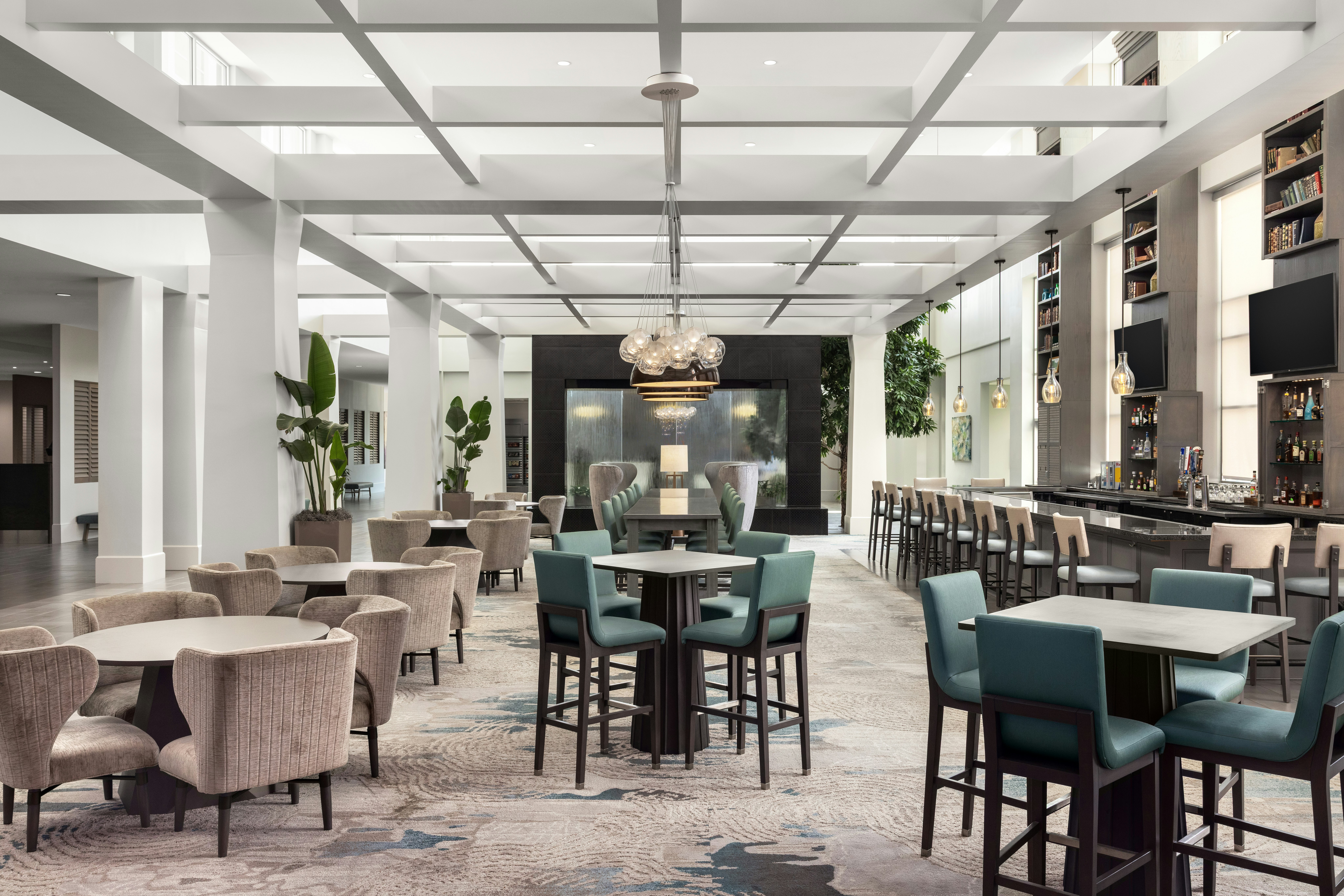 Embassy Suites by Hilton Charlotte Ayrsley 43/53