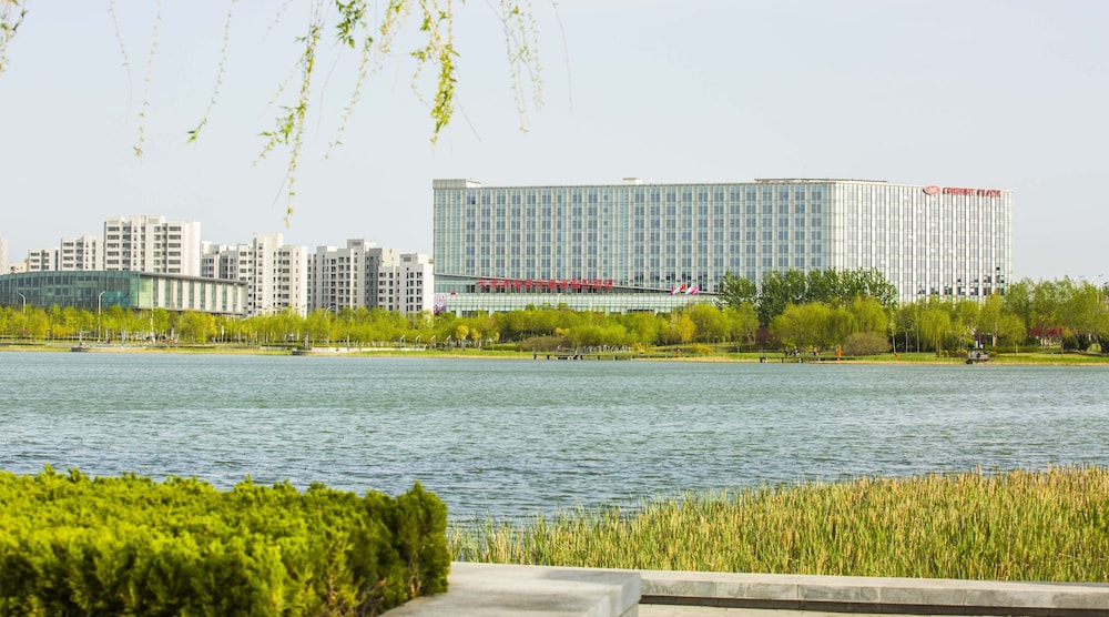 Crowne Plaza Tianjin Binhai 47/50