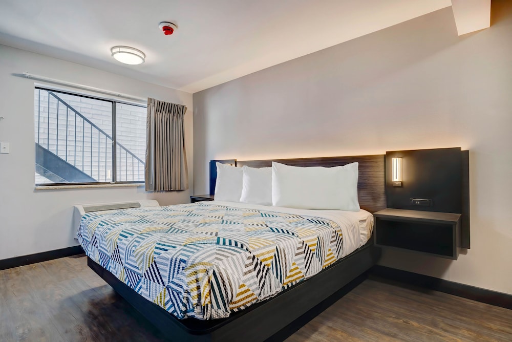 Room at Studio6 Rock Springs, WY - Flaming Gorge, ROCK SPRINGS - WY