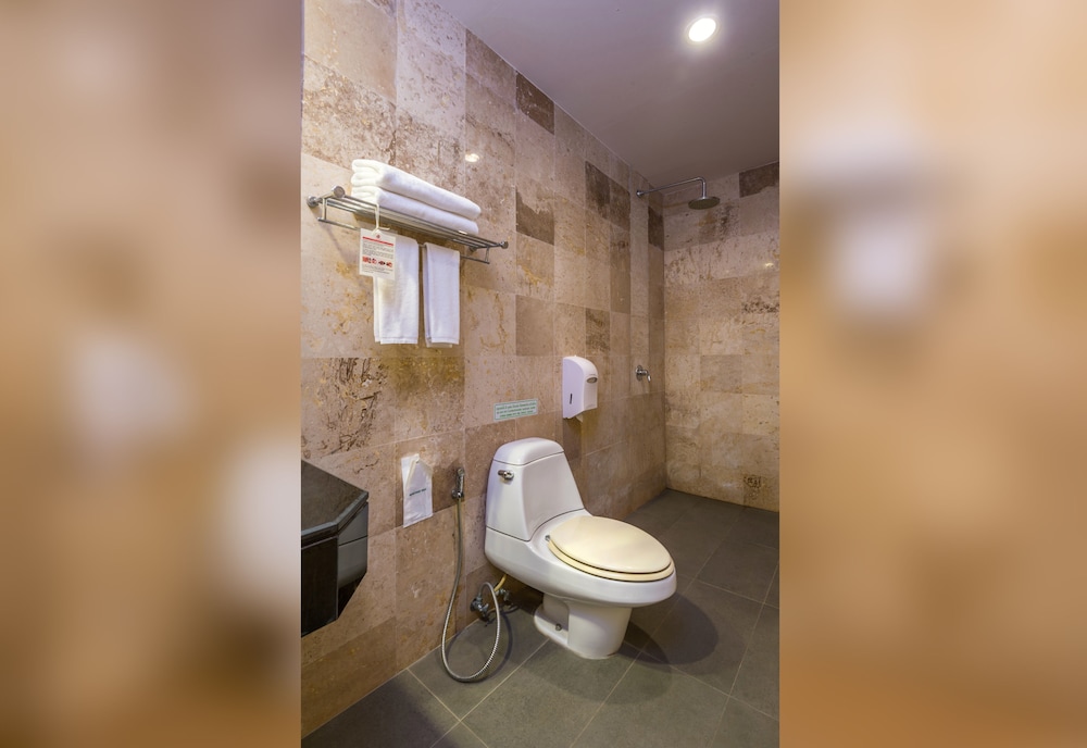 Lanta Sand Resort And Spa 70/71
