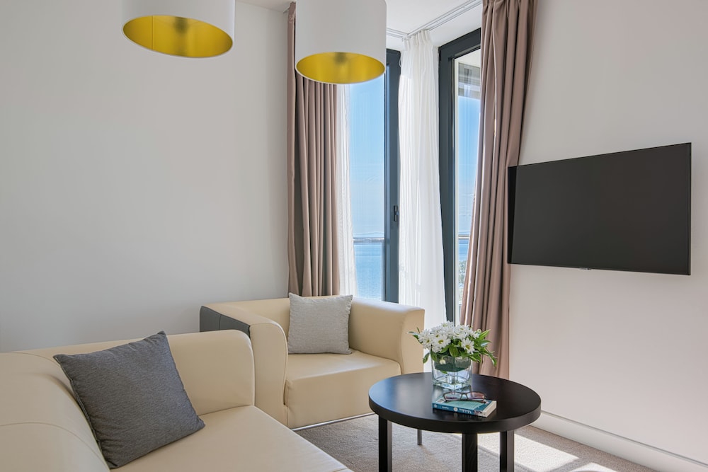 Boutique Hotel Esplanade 58/76