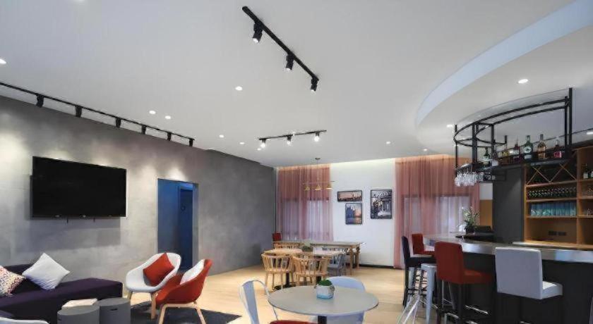 Campanile Hotel (Huaibei Yuxi) 31/45