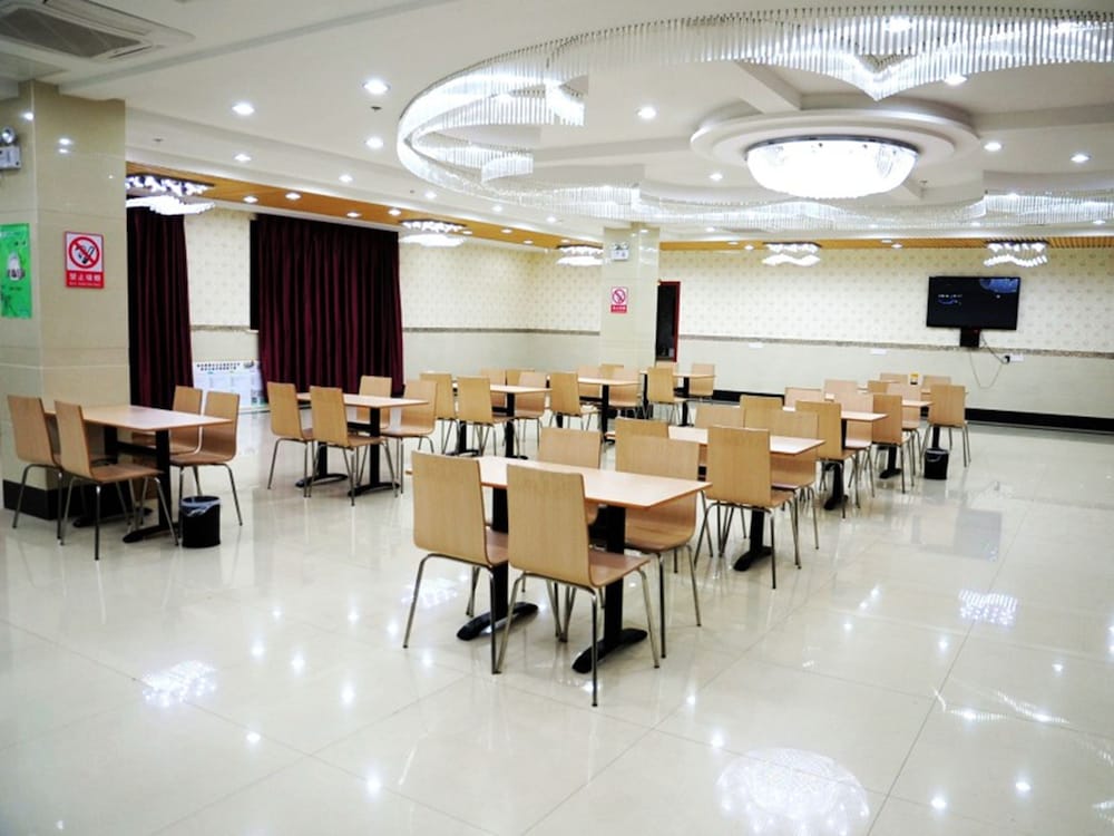 Greentree Inn Yancheng Dongtai Jianggang Yingbin Road Gangcheng Avenue Hotel 23/28