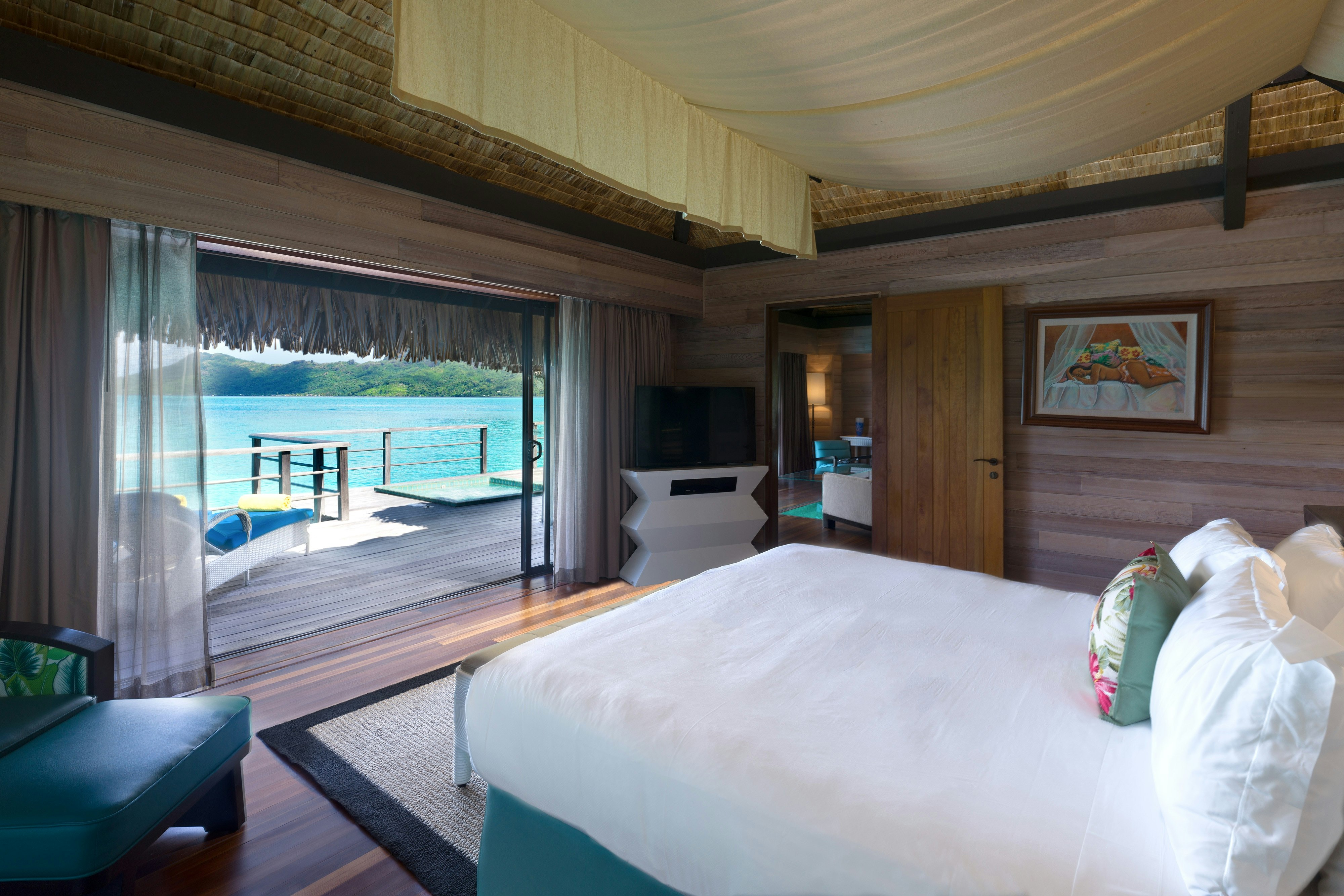 The St Regis Bora Bora Resort 17/84