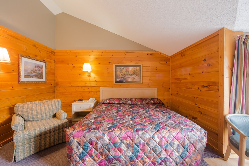 Green Valley Motel 10/53