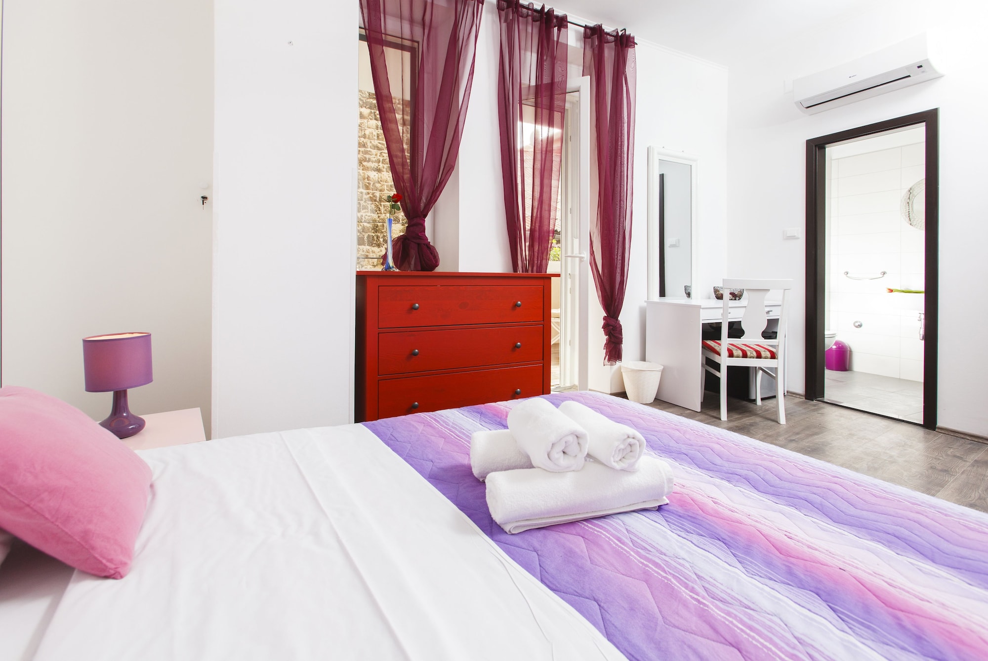 COMFORT, DOUBLE BED, BALCONY