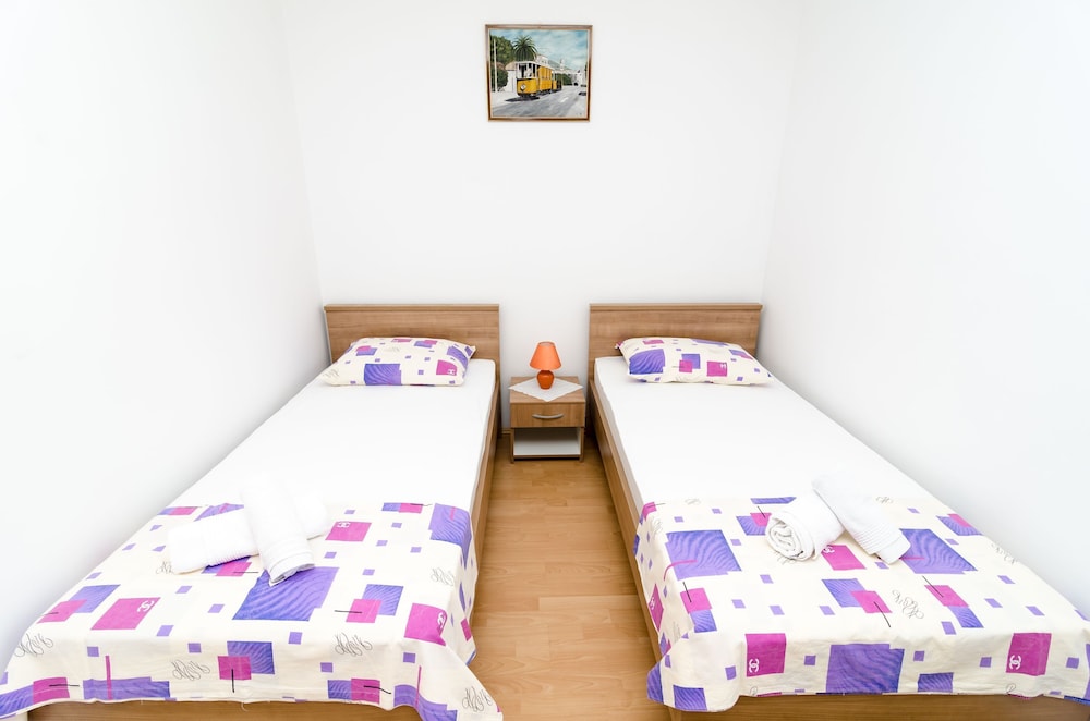 Rooms Karla 28/50