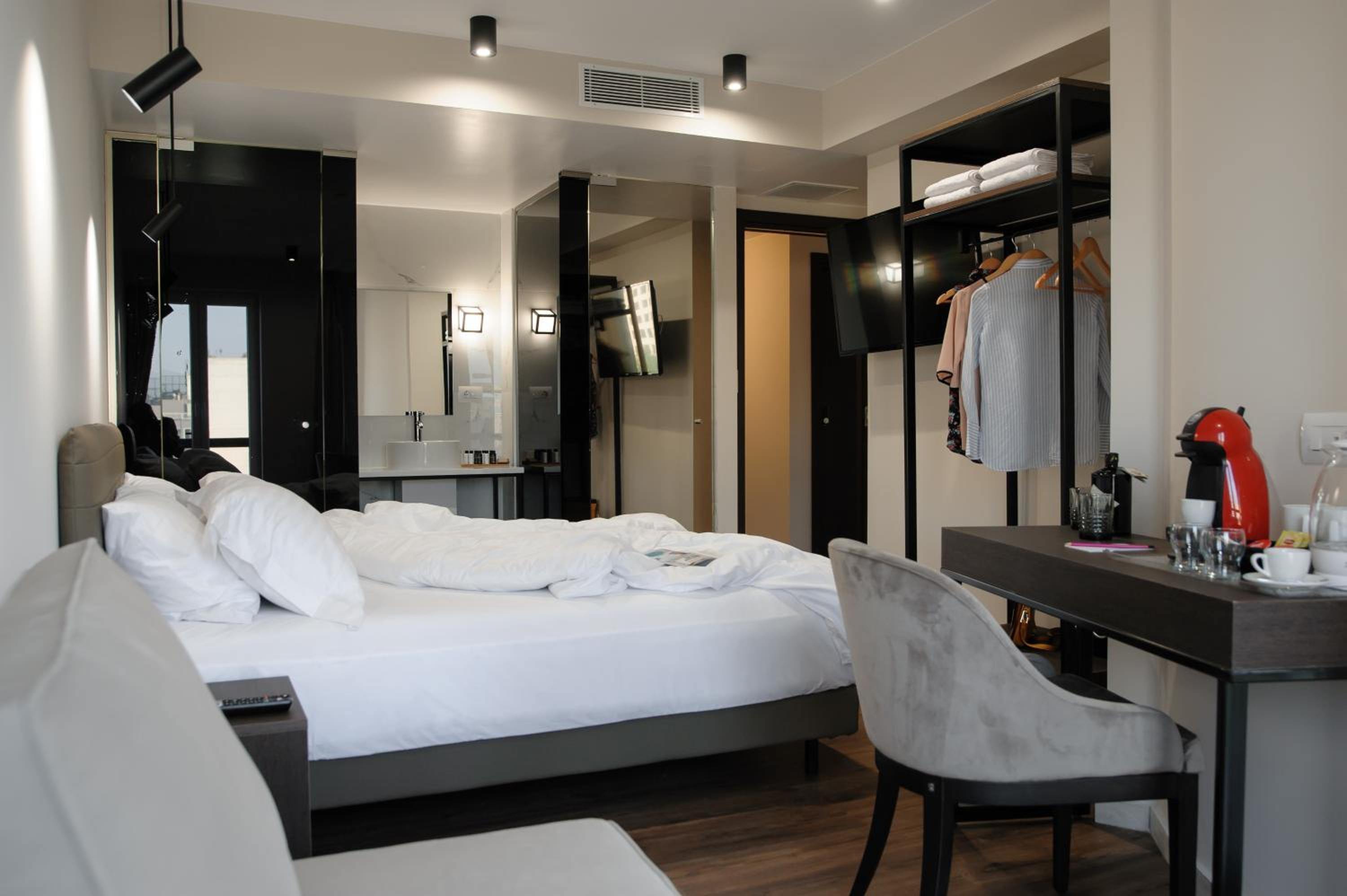 Superior, Studio, King Bed, Acropolis View، B4b Athens 365 Hotel 9/10