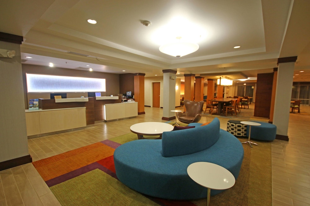 Fairfield Inn And Suites Aiken 25/37
