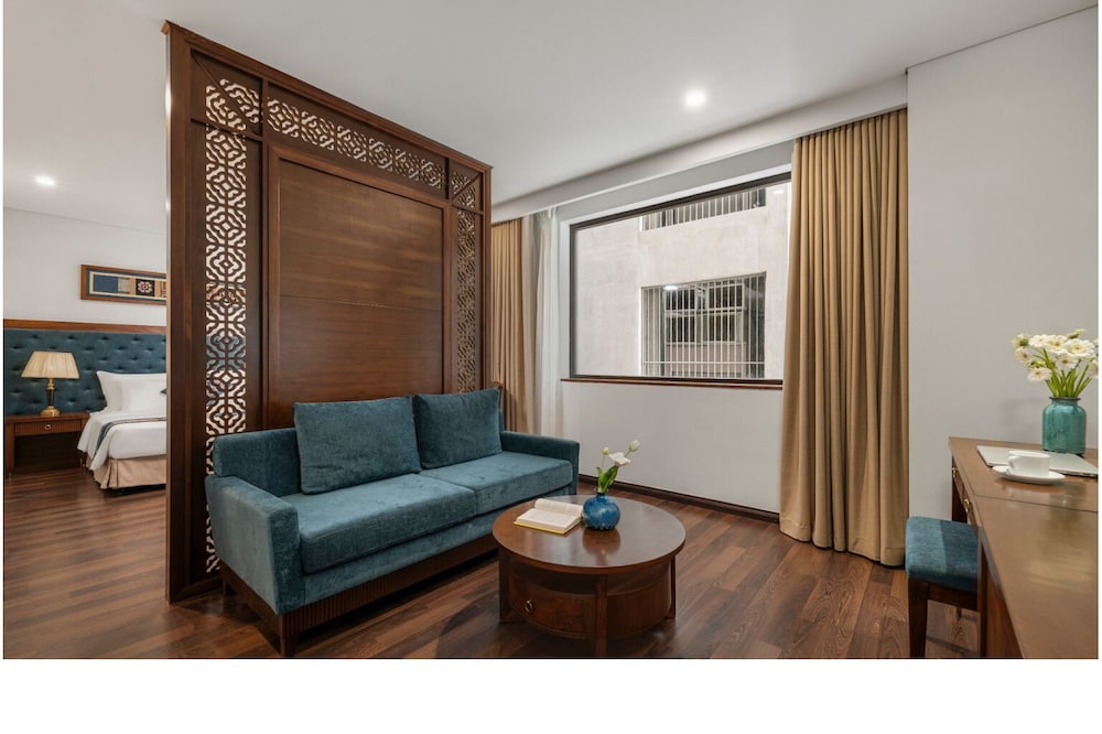 Balcona Hotel Da Nang 50/72