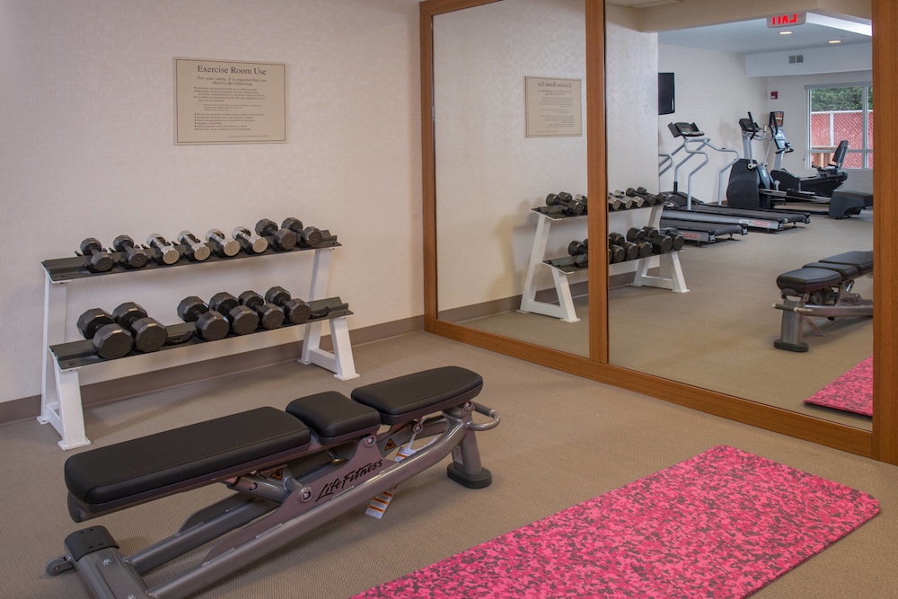 Springhill Suites Herndon Reston 15/50