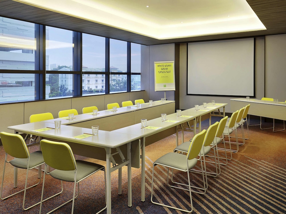 Ibis Styles Jakarta Tanah Abang Hotel 44/49