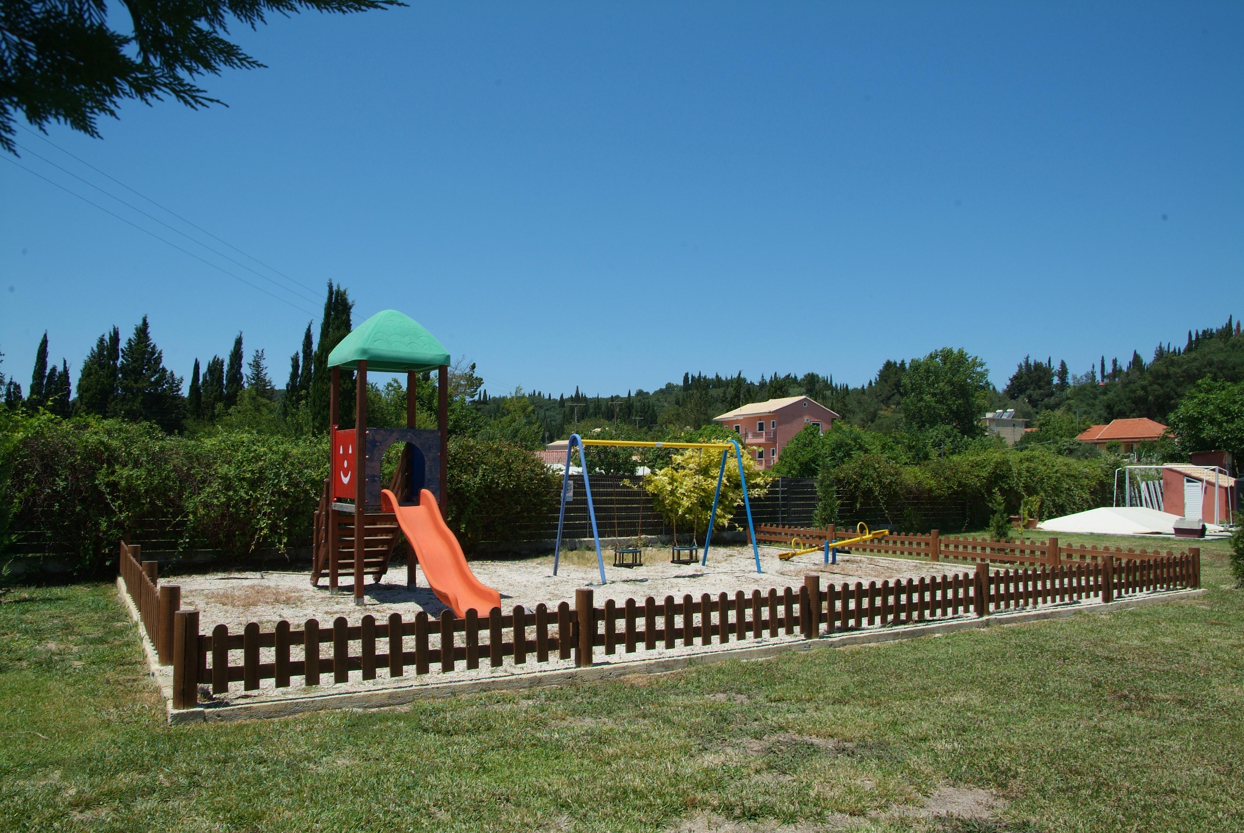 OSTRIA APARTMENTS SIDARI 8/13