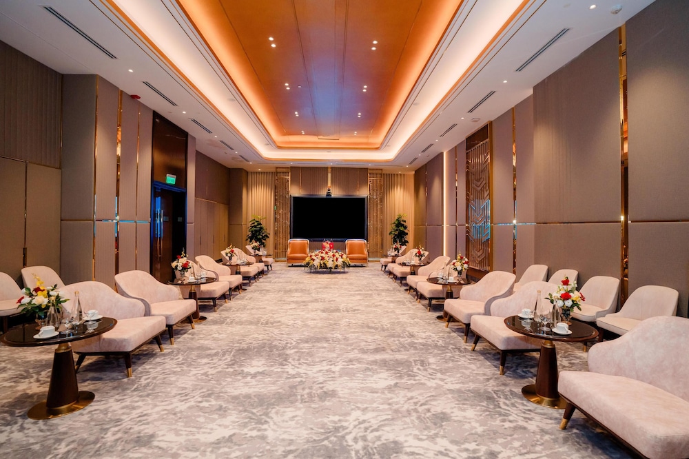 Radisson Blu Hotel 40/50