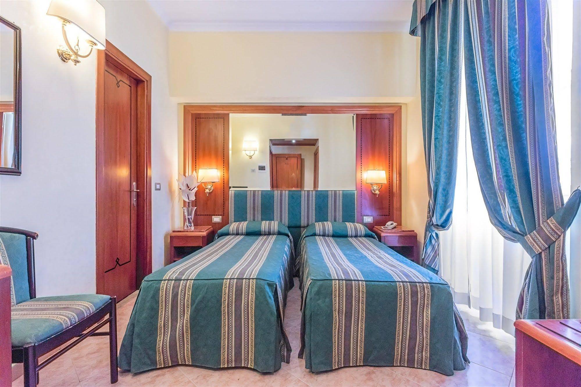 Hotel Floridia 13/27
