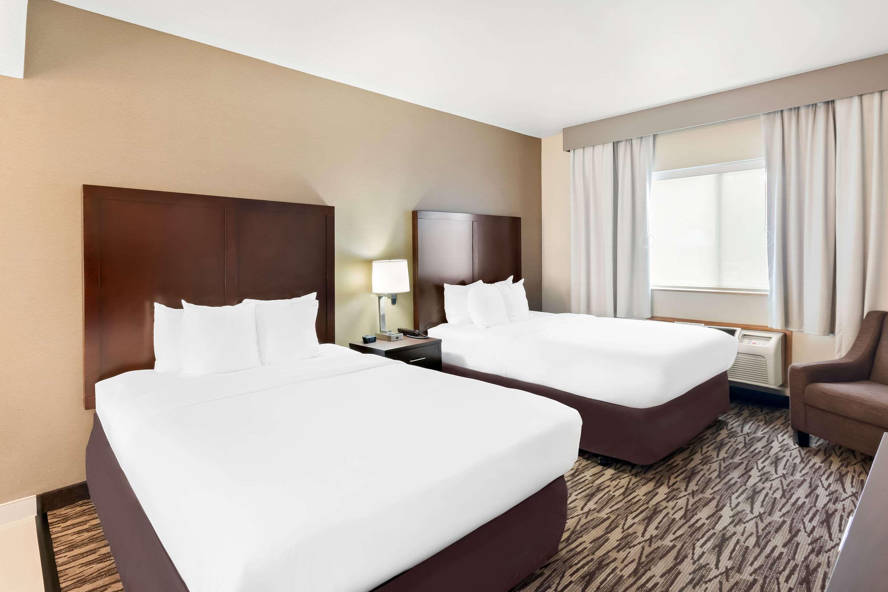 UPGRADE, SUITE, 2 QUEEN BEDS, ACCESSIBLE