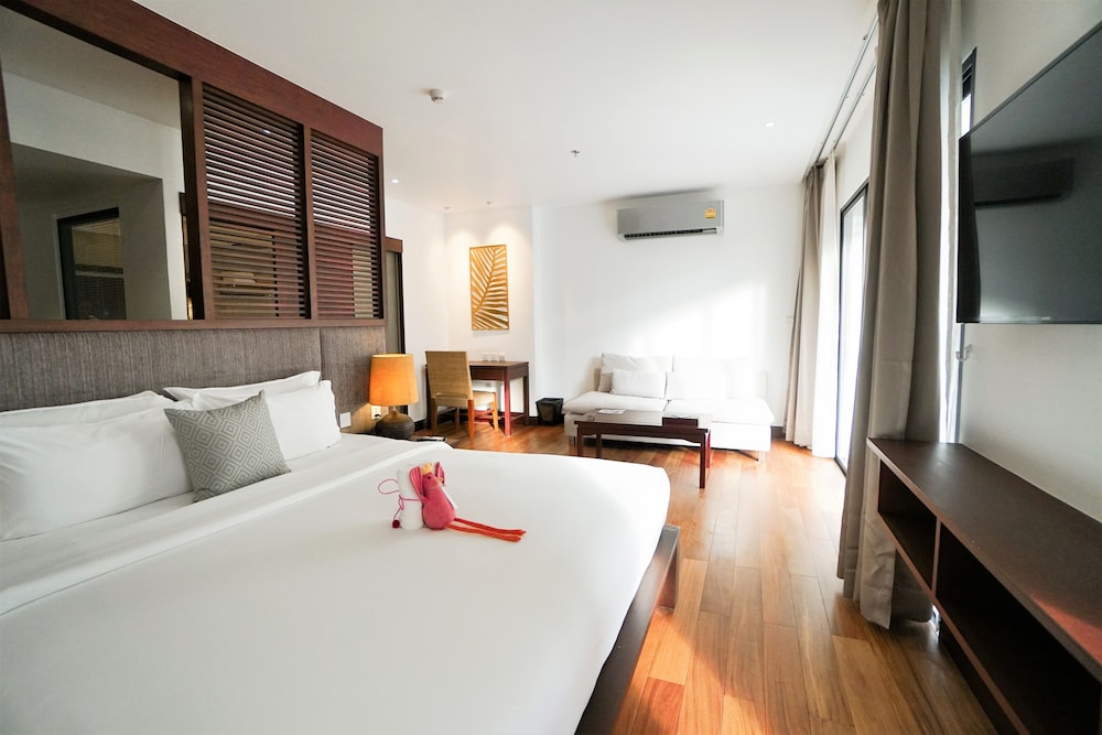 Baan Laimai Beach Resort 26/66