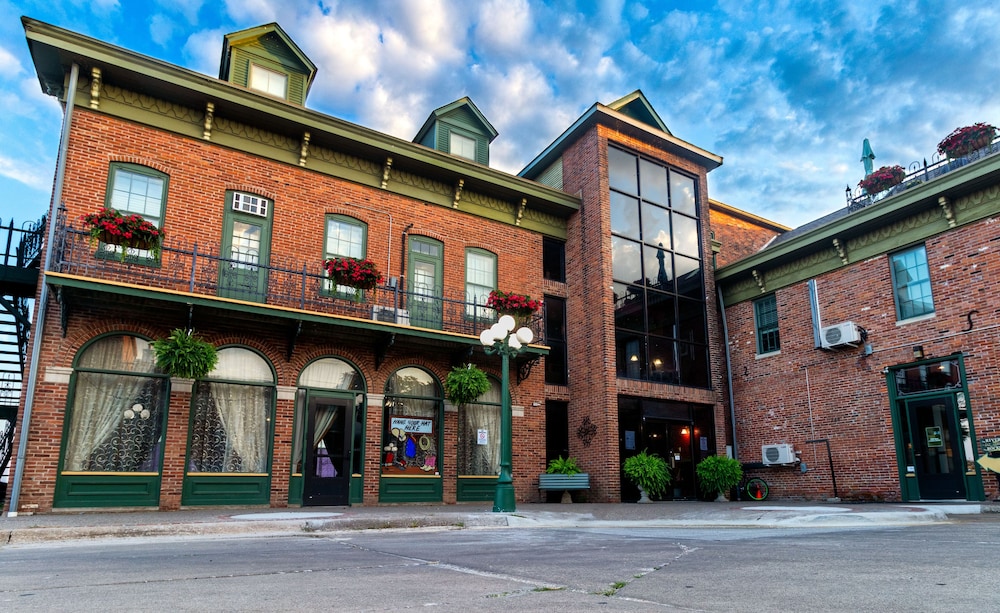 Kingsley Inn 5/64