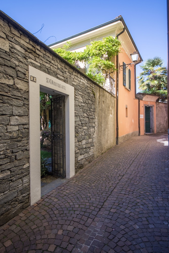 Seven Boutique Hotel 42/50