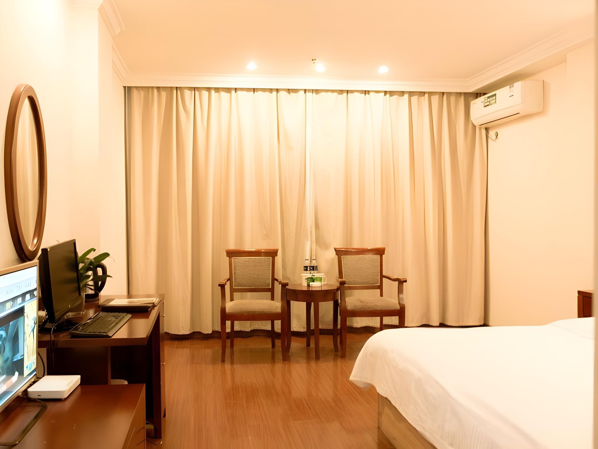 GreenTree Inn Yangzhou Yizheng East Zhenzhou Road Express Hotel 21/34