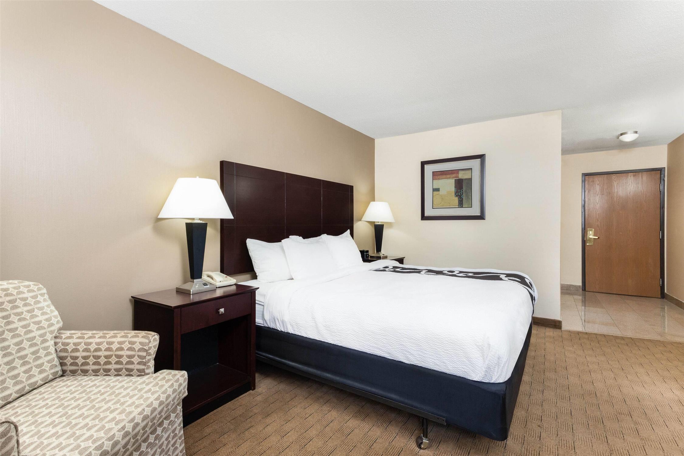 AmericInn by Wyndham Frankfort IN 19/38