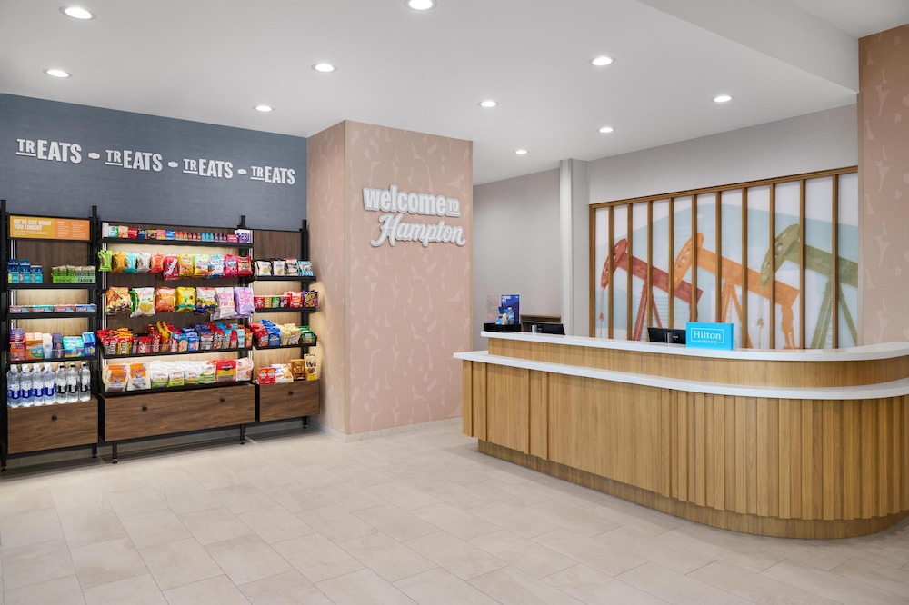Hampton Inn Midland West 8/44
