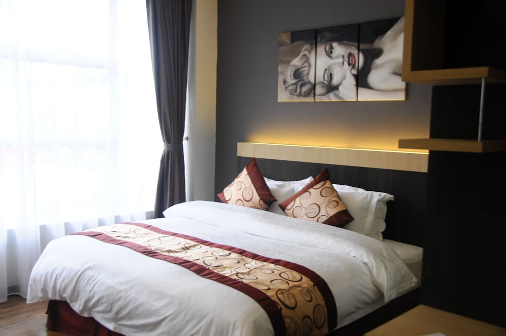 Lot 10 Boutique Hotel Kuching 9/27