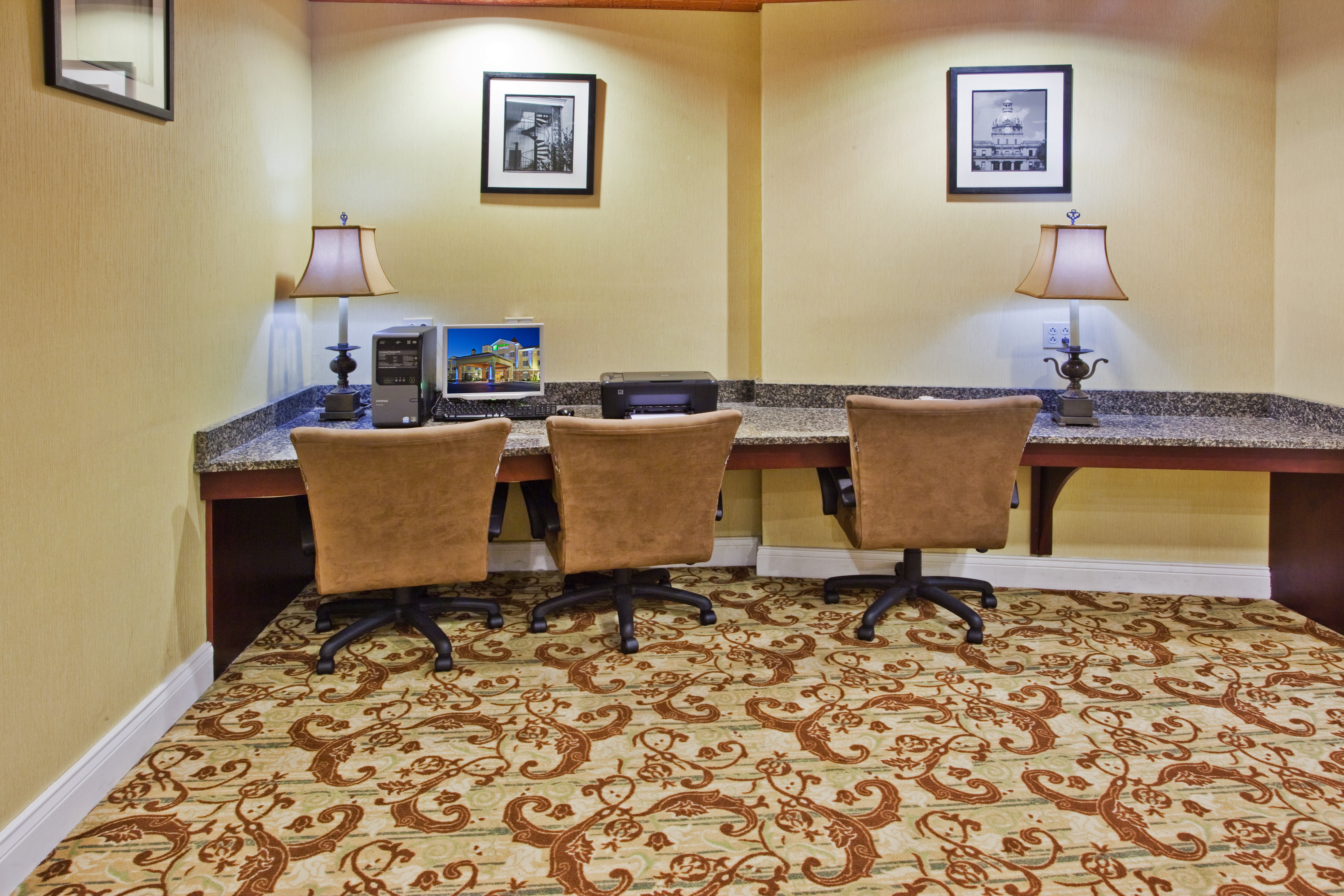 Holiday Inn Express Savannah Airport Ex Comfort Suites 47/54