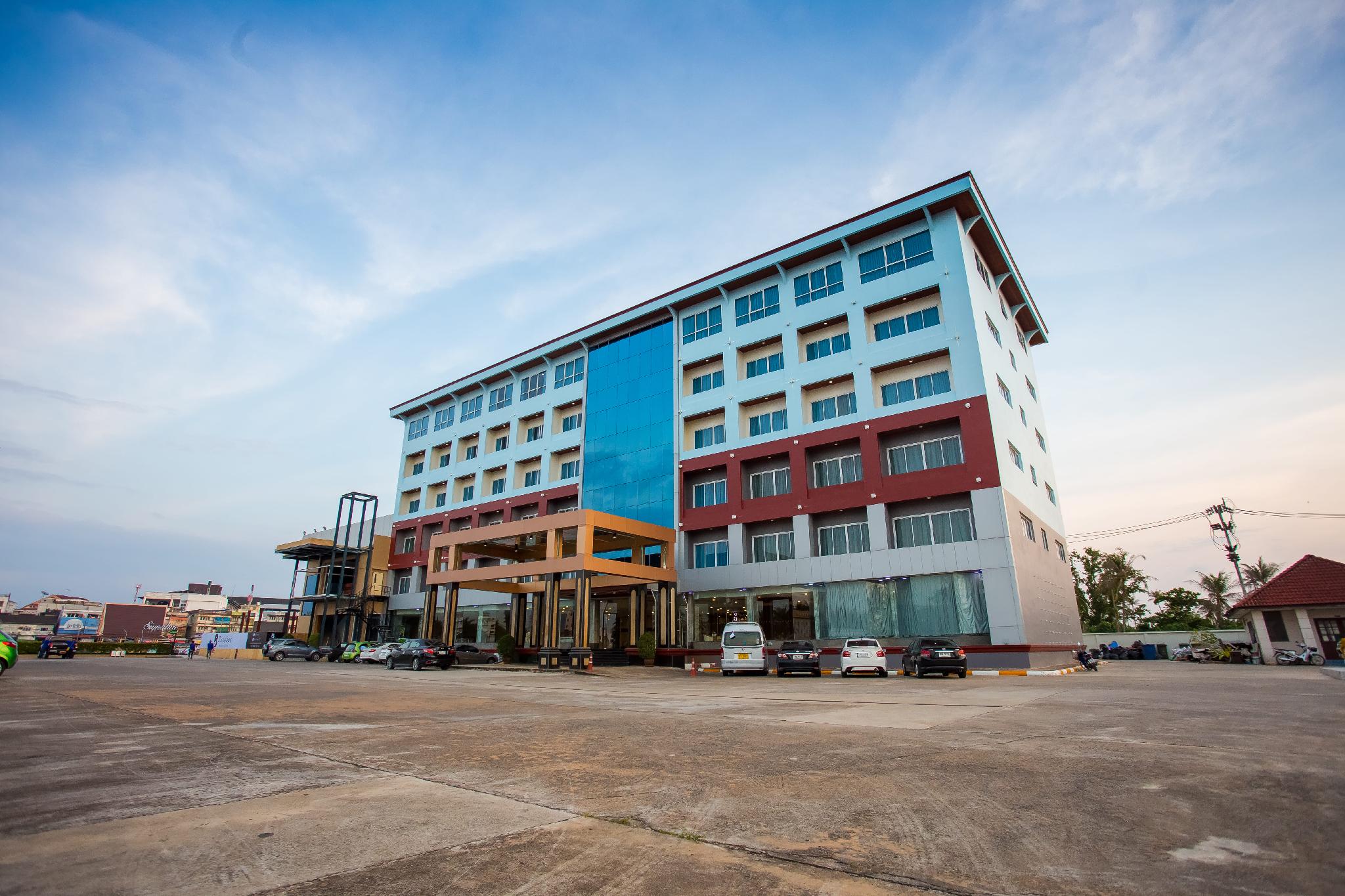 CBD 2 Hotel 6/46