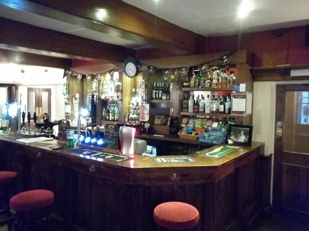 The Dixie Arms Hotel 18/22