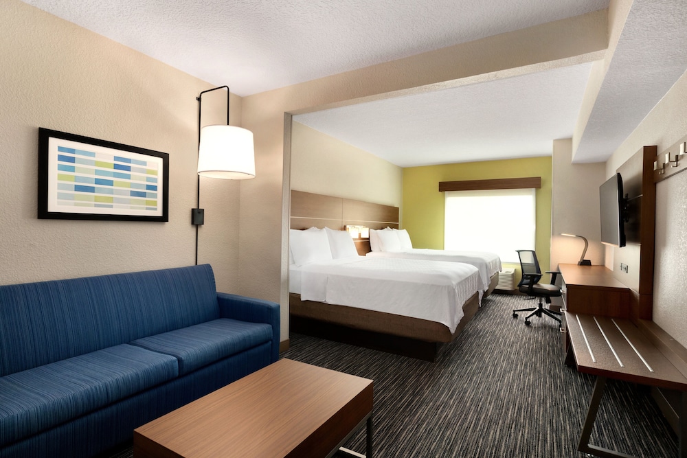 Holiday Inn Express & Suites Pembroke Pines-Sheridan St 19/54