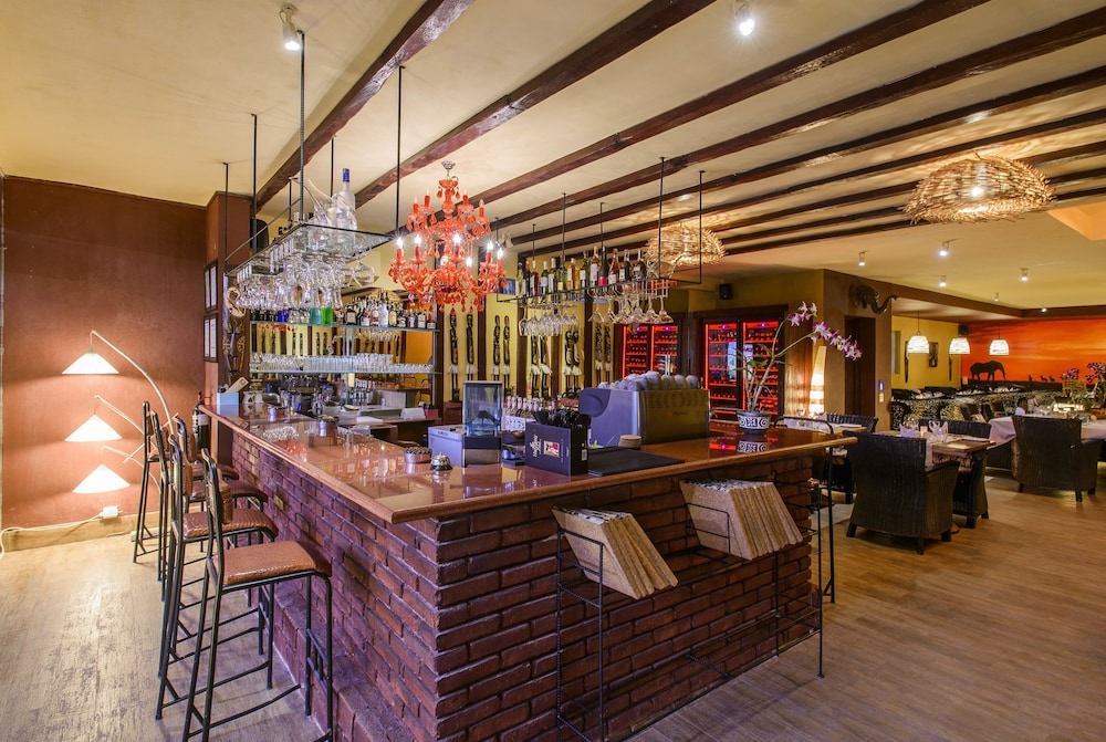 Seminyak Suites (Ex Seminyak Sky Suites by Kupu Kupu Resorts) 34/50