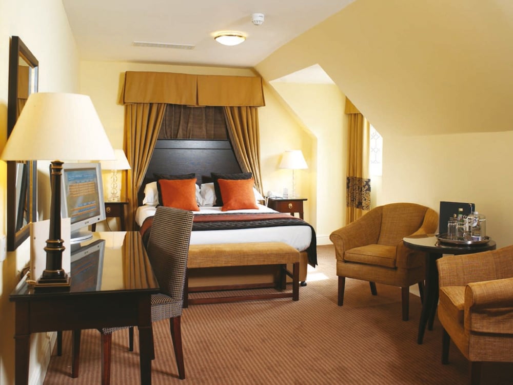 Macdonald Frimley Hall Hotel And Spa 19/73