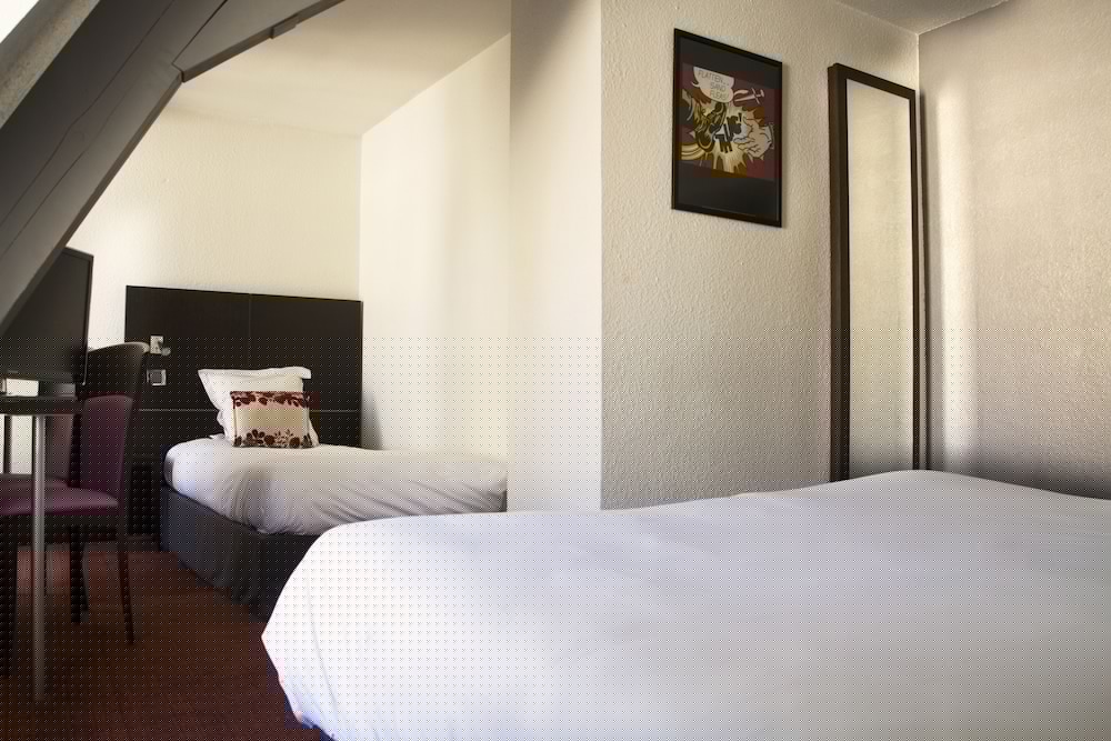 Le 55 Montparnasse Hotel 11/69