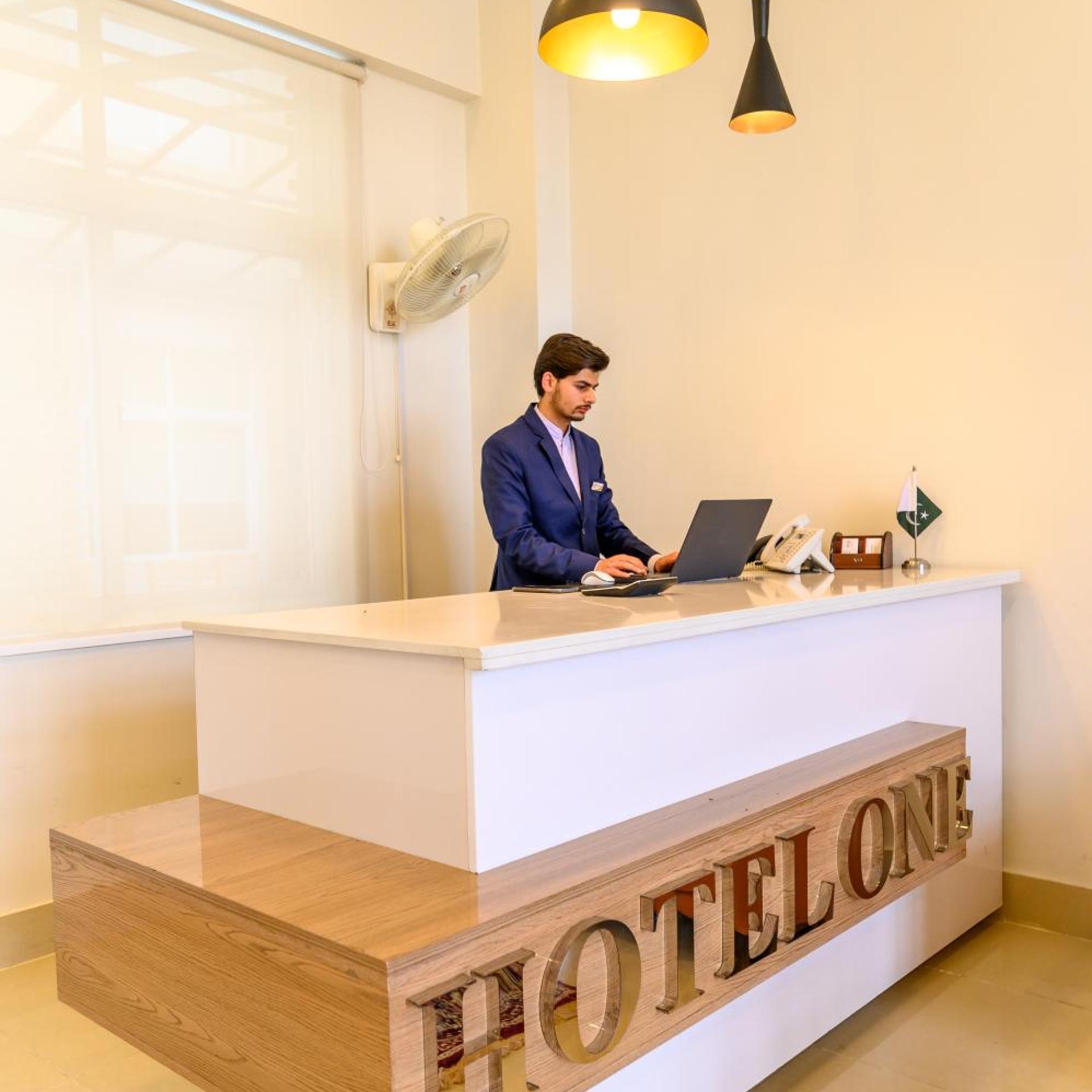 Hotel One Mansehra 3/27