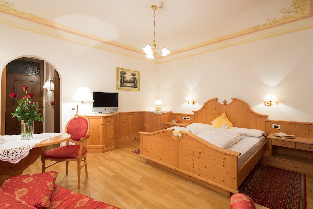 Hotel Savoy 23/67