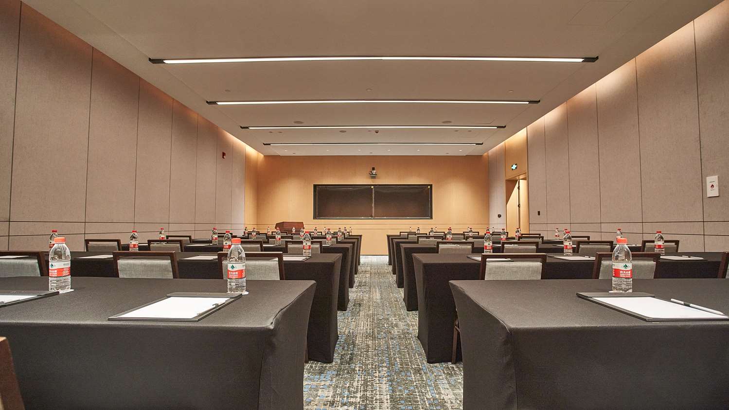 Garden Inn Chenzhou Beihu 22/23