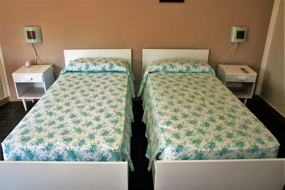 Hotel Anna 33/68