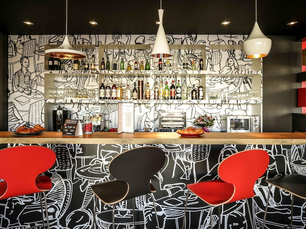Ibis Niort Est Mendes France 34/47